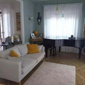 https://dimora-casabianca-bb-and-family-relais.it-tuscanyhotel.com